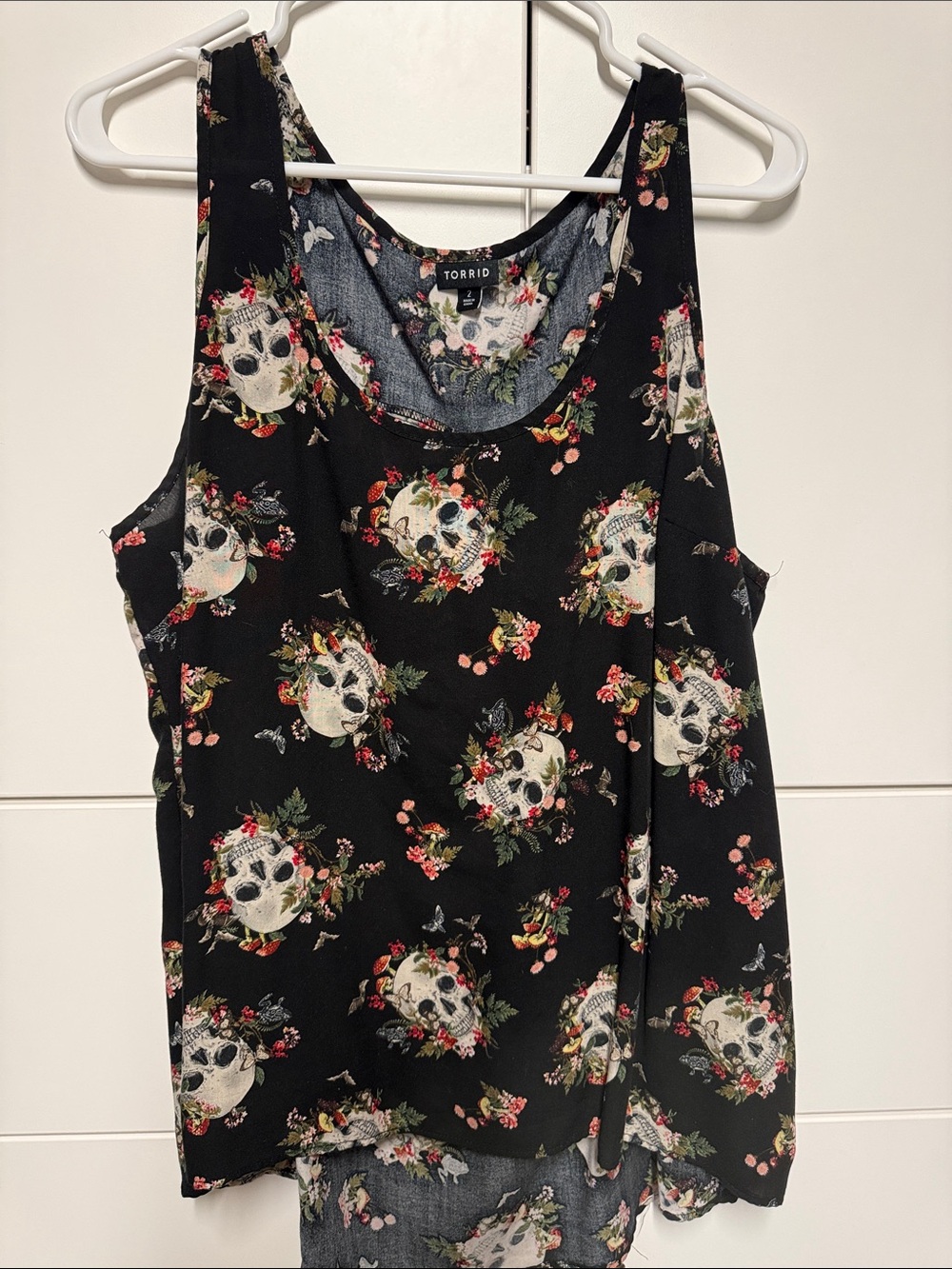 torrid Black Skull & Floral Print Tank